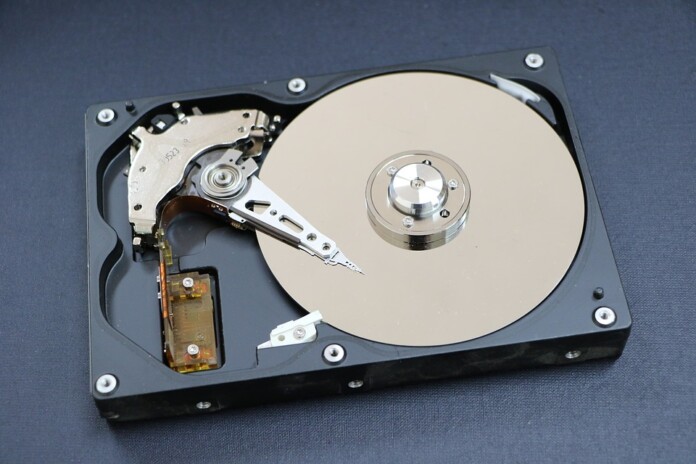 ổ cứng HDD (Hard Disk Drive)